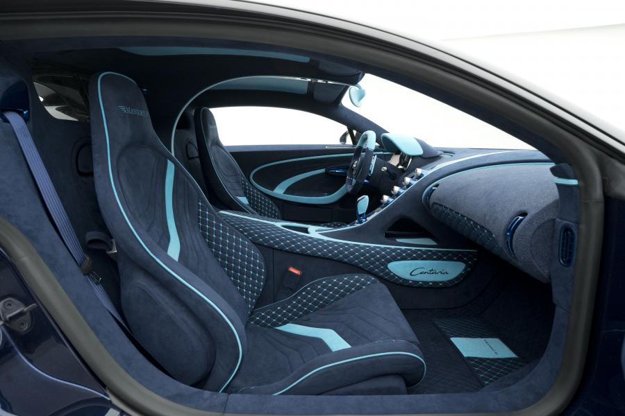 Интерьер Bugatti Chiron Centuria by Mansory 2019 года  (фото 10 из 12)